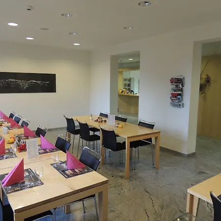 Haus Schoenstatt Contactless-check-in Hotell Brig