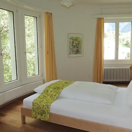 Hotel Haus Schonstatt 3*